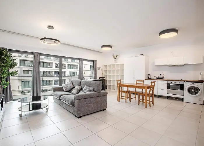 Modern Studio Apartment In The Heart Of St Julians