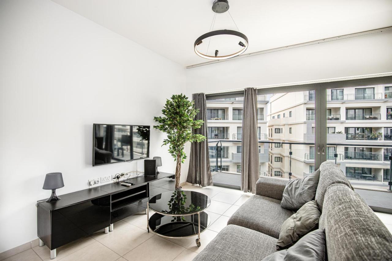 Modern In The Heart Of St Julians Appartement